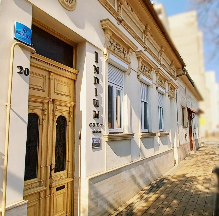 Indium City Panzio Eger Eksteriør billede